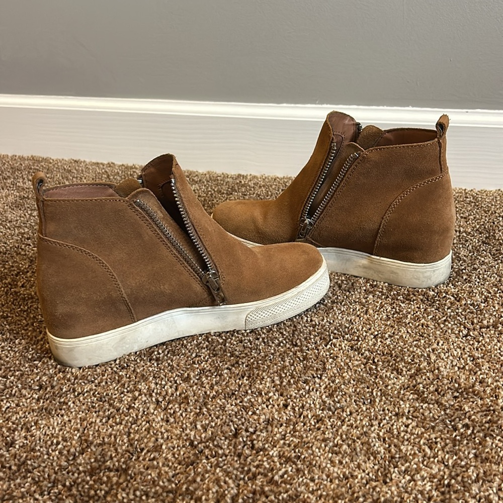 Steve Madden Boots - Picture 2 of 5